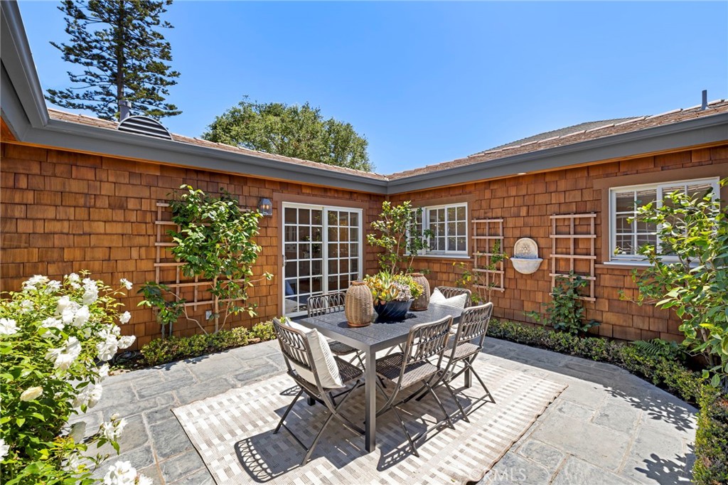 MLS #OC25220195 image #18