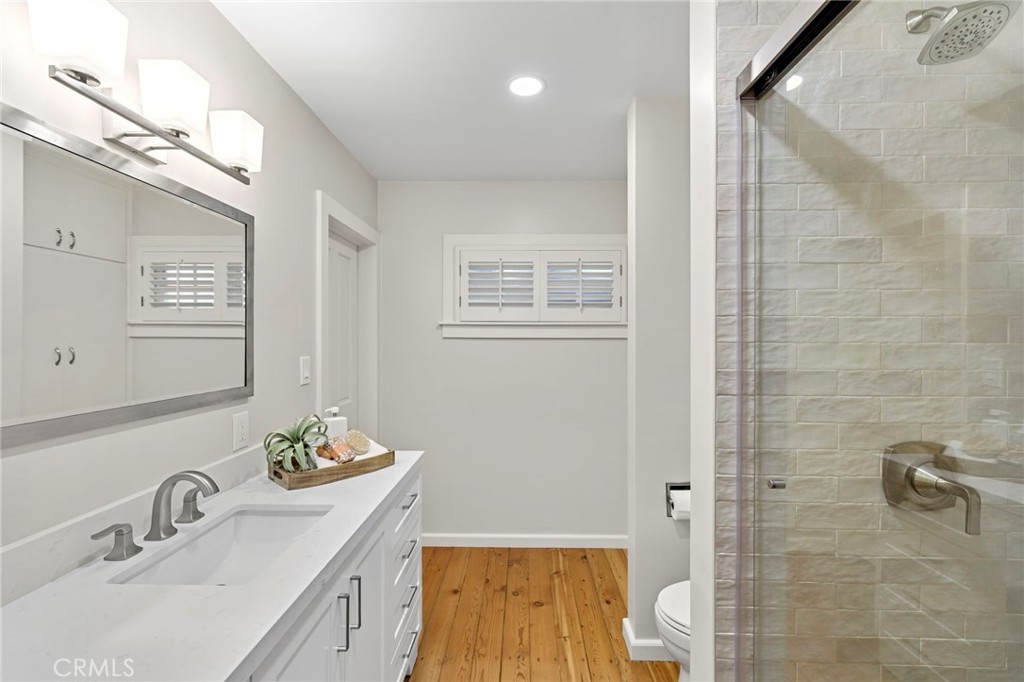 MLS #OC25220195 image #21