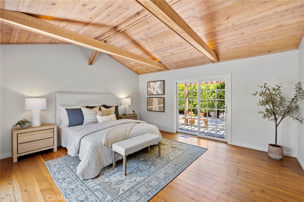 MLS #OC25220195 image #24