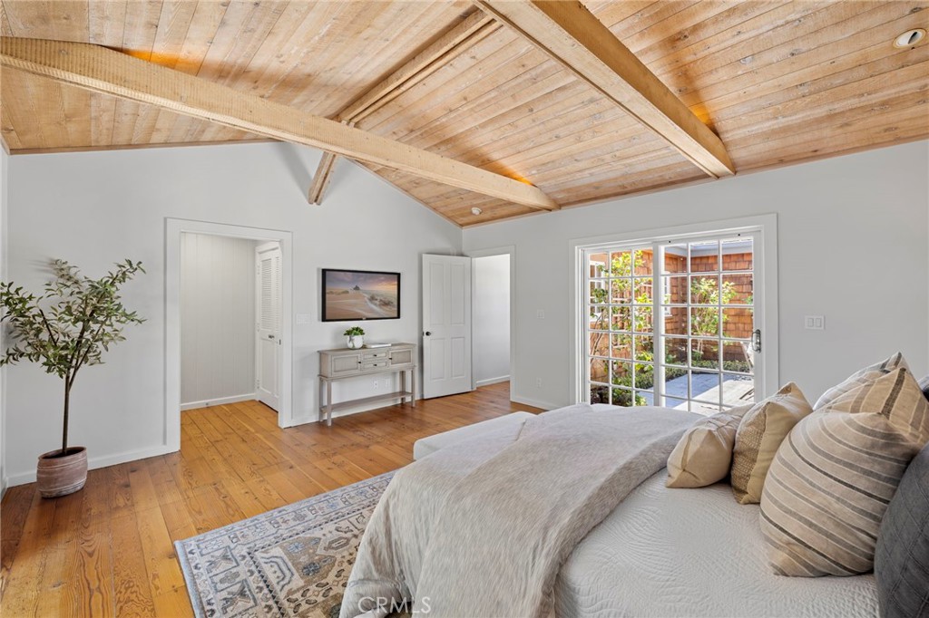 MLS #OC25220195 image #25