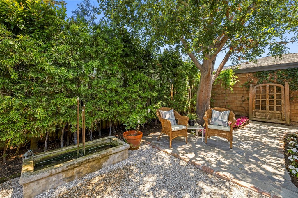 MLS #OC25220195 image #34