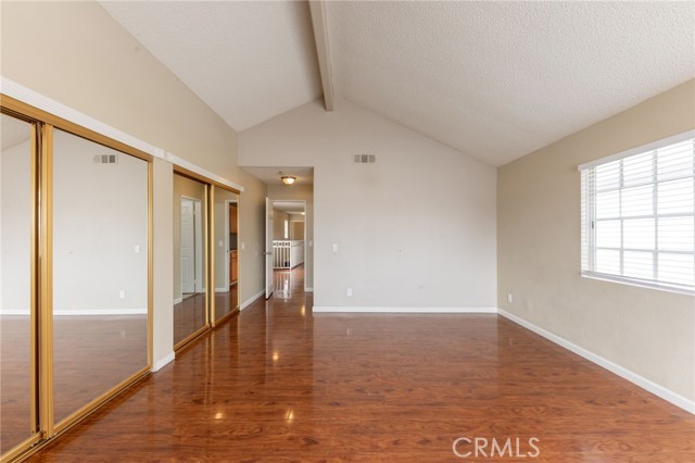 MLS #OC25220228 image #31