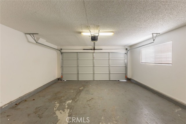 MLS #OC25220228 image #34