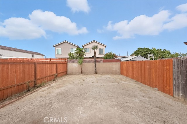 MLS #OC25220228 image #38