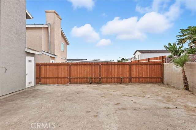 MLS #OC25220228 image #39