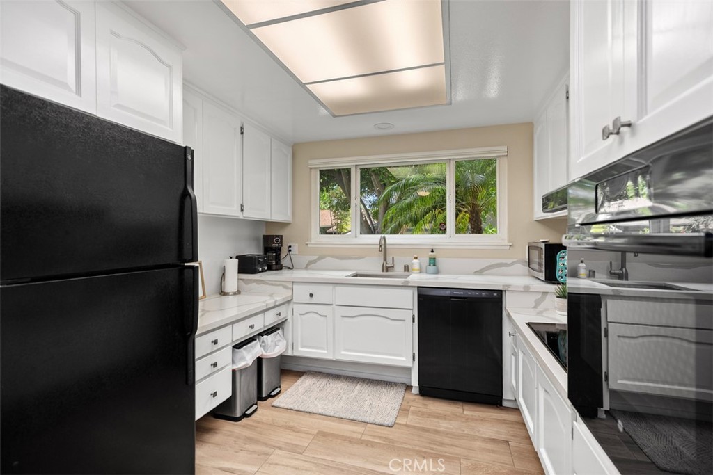 MLS #OC25220230 image #14