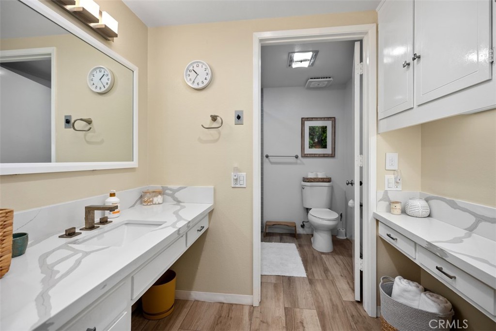 MLS #OC25220230 image #29