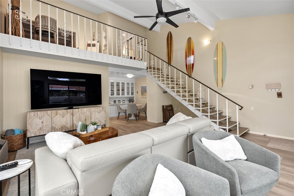 MLS #OC25220230 image #9