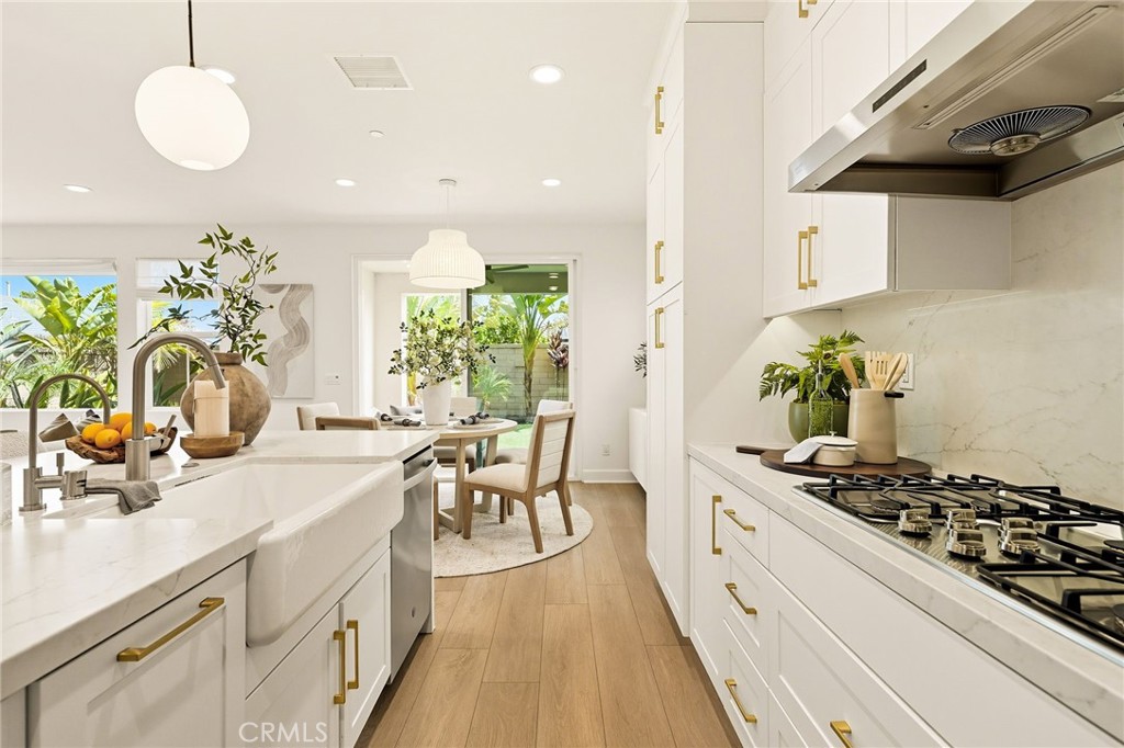 MLS #OC25220233 image #18