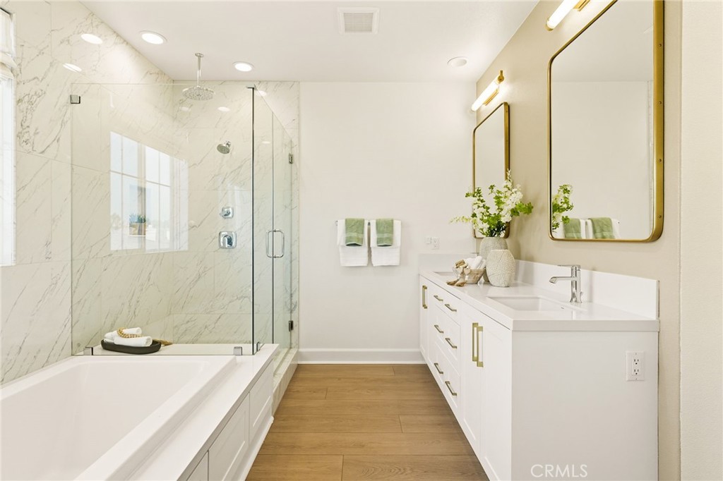 MLS #OC25220233 image #23