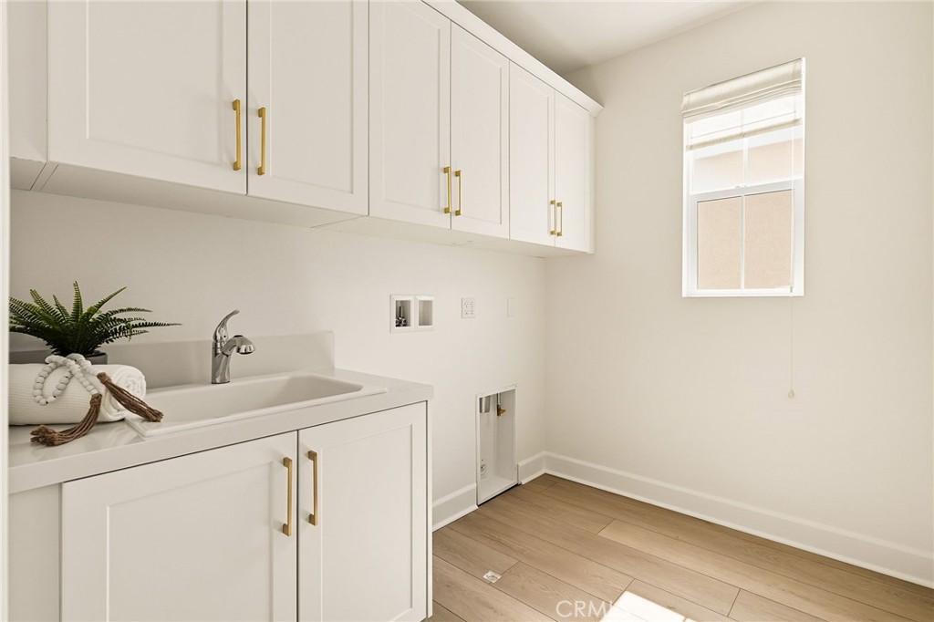 MLS #OC25220233 image #38