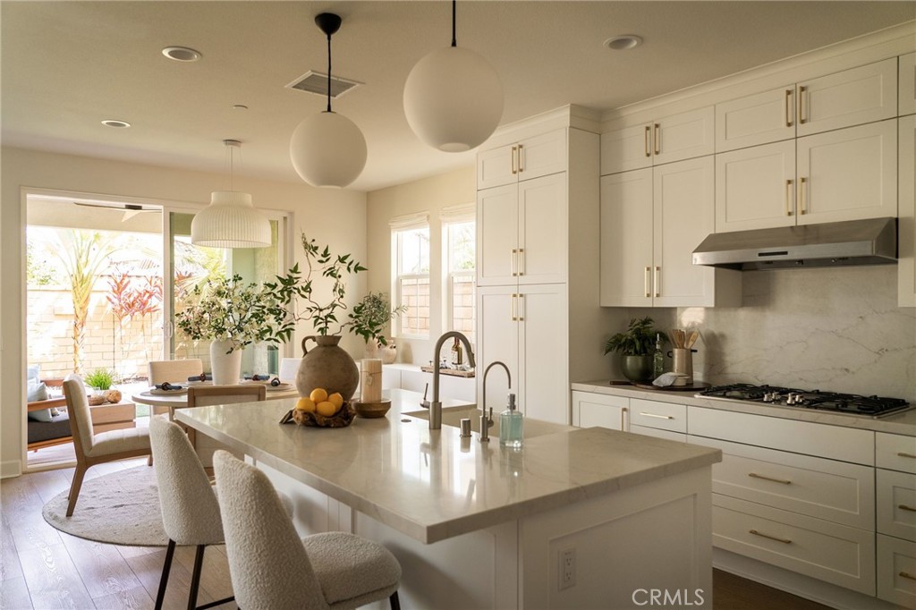 MLS #OC25220233 image #7
