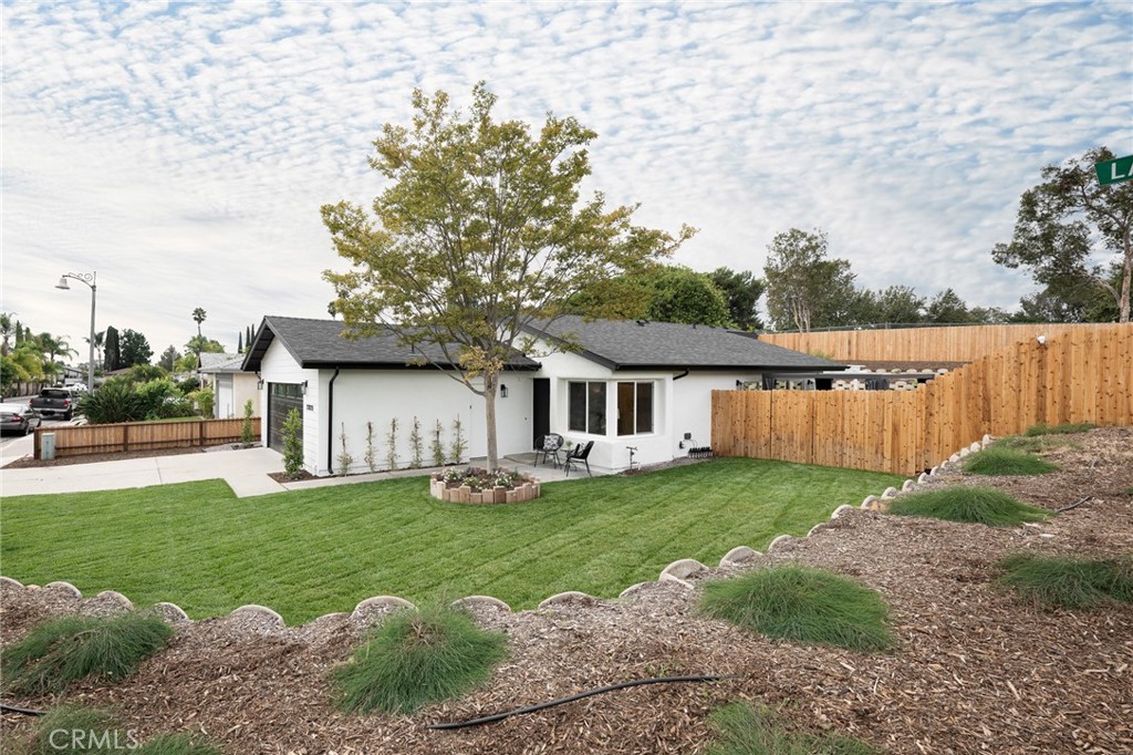 MLS #OC25220430 image #3