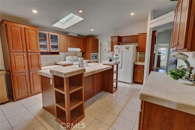 MLS #OC25220569 image #10