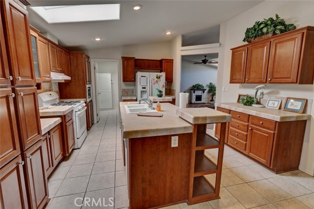 MLS #OC25220569 image #11