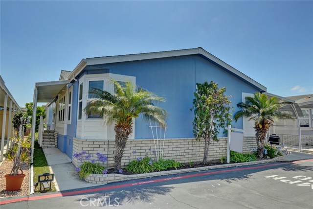 MLS #OC25220569 image #3