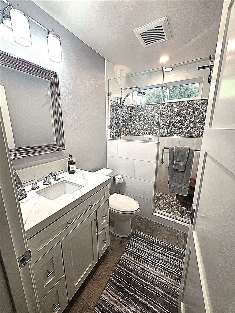 MLS #OC25220952 image #13