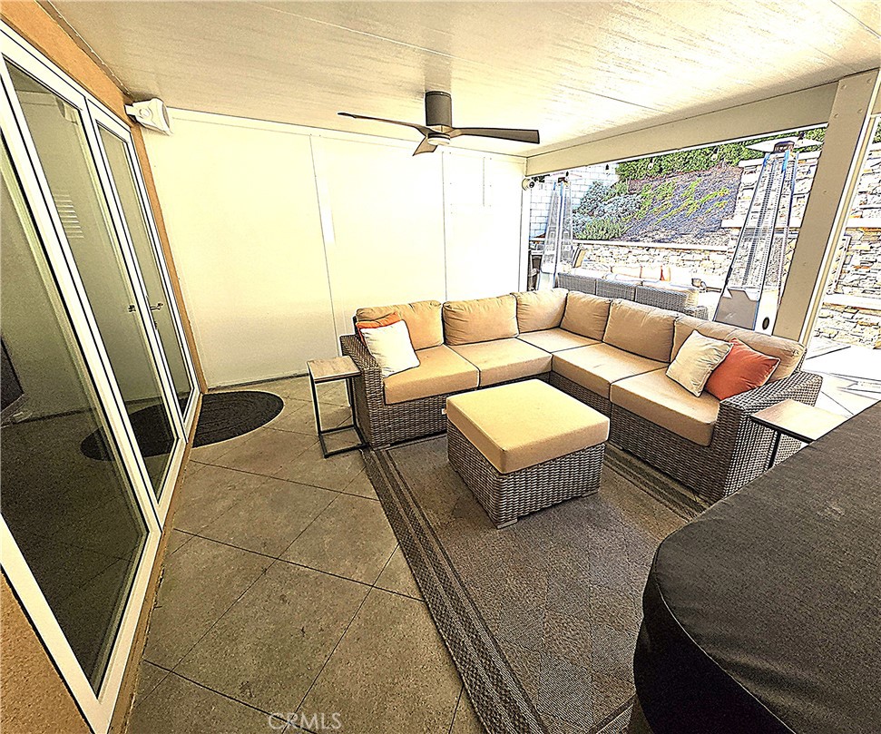 MLS #OC25220952 image #21