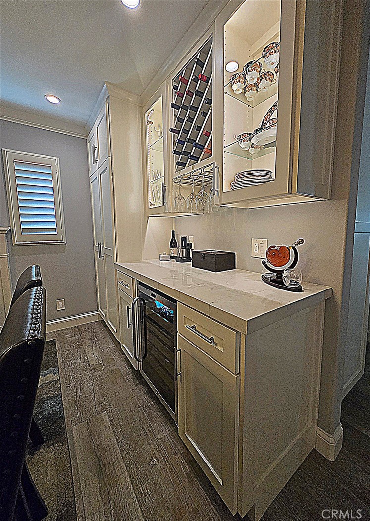 MLS #OC25220952 image #6