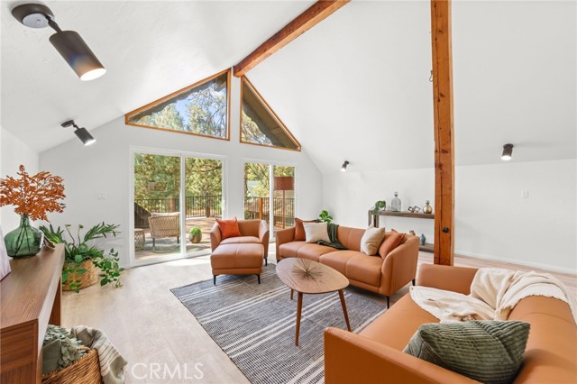 MLS #OC25220969 image #17