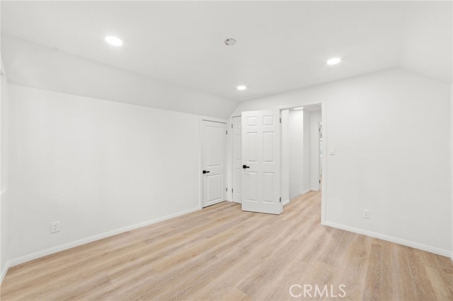 MLS #OC25220969 image #31