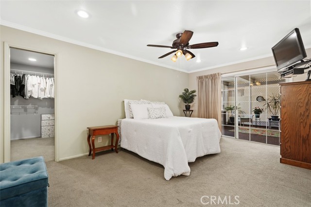 MLS #OC25220984 image #16