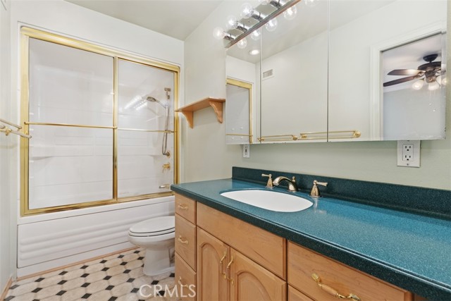 MLS #OC25220984 image #18