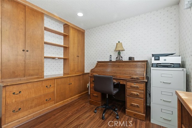 MLS #OC25220984 image #23