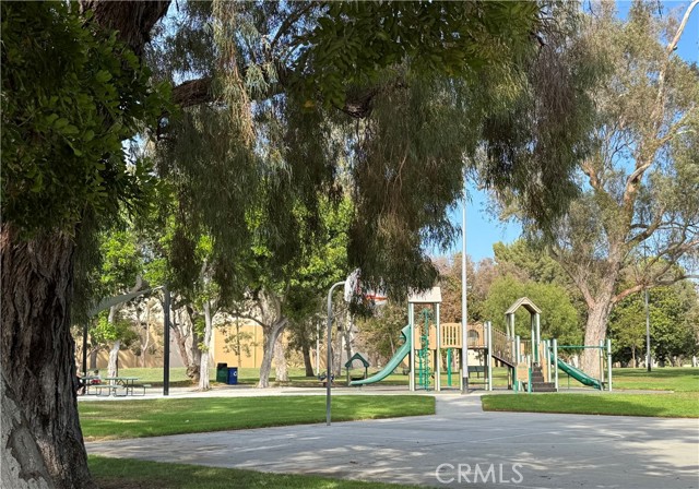 MLS #OC25220984 image #41