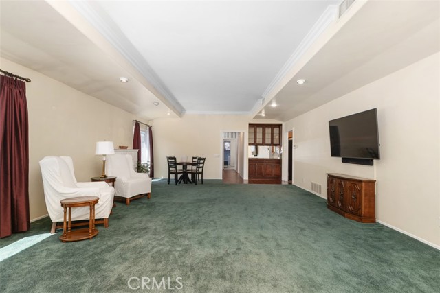 MLS #OC25220984 image #9