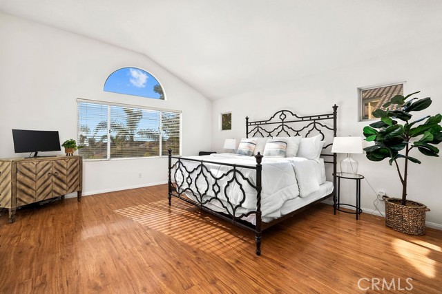 MLS #OC25220991 image #14