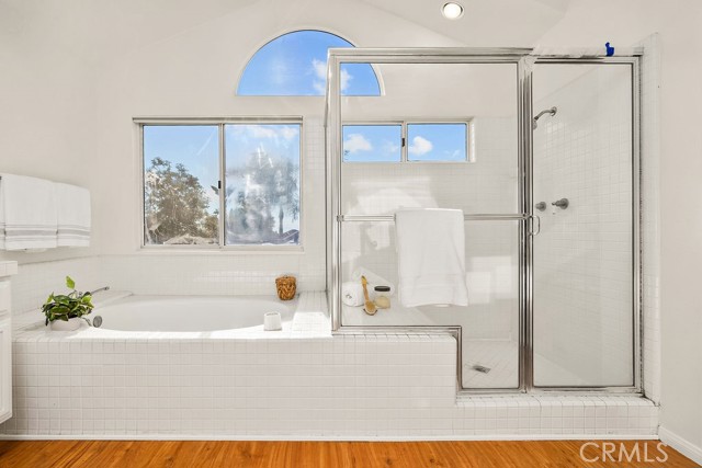 MLS #OC25220991 image #16