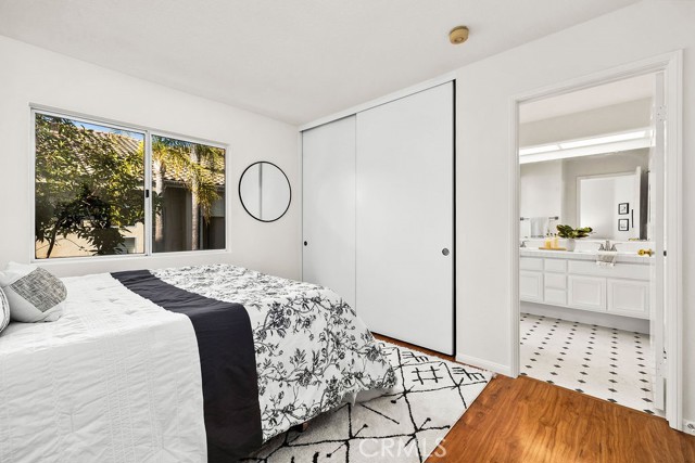 MLS #OC25220991 image #20