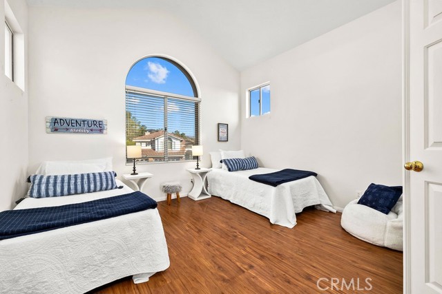 MLS #OC25220991 image #21