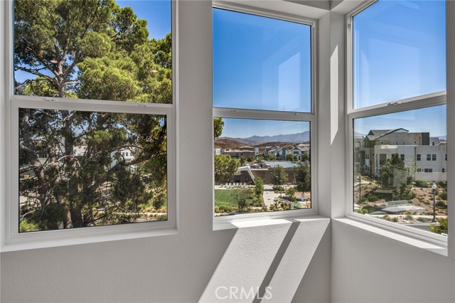 MLS #OC25221033 image #11