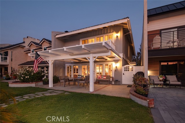 MLS #OC25221085 image #1