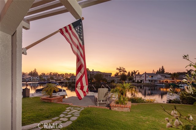 MLS #OC25221085 image #2