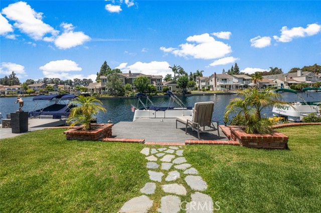 MLS #OC25221085 image #23