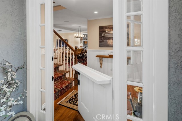 MLS #OC25221085 image #3