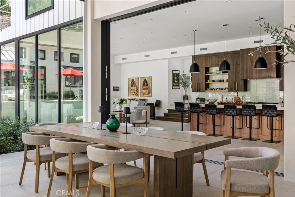 MLS #OC25221101 image #11