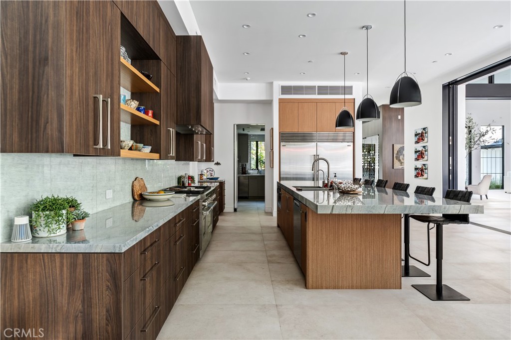 MLS #OC25221101 image #14