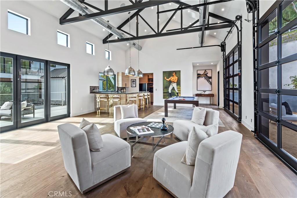 MLS #OC25221101 image #30