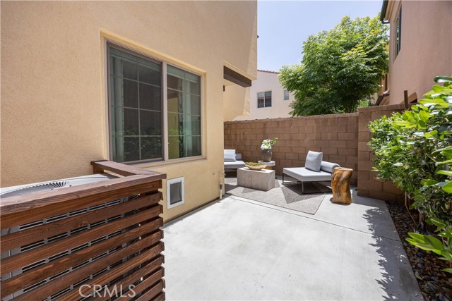 MLS #OC25221129 image #14