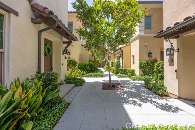 MLS #OC25221129 image #31