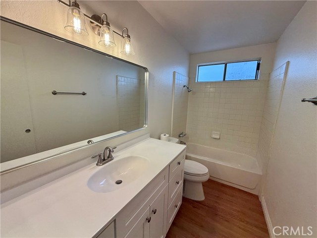 MLS #OC25221134 image #6