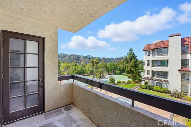 MLS #OC25221135 image #10