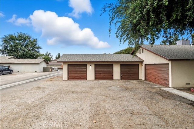 MLS #OC25221180 image #11