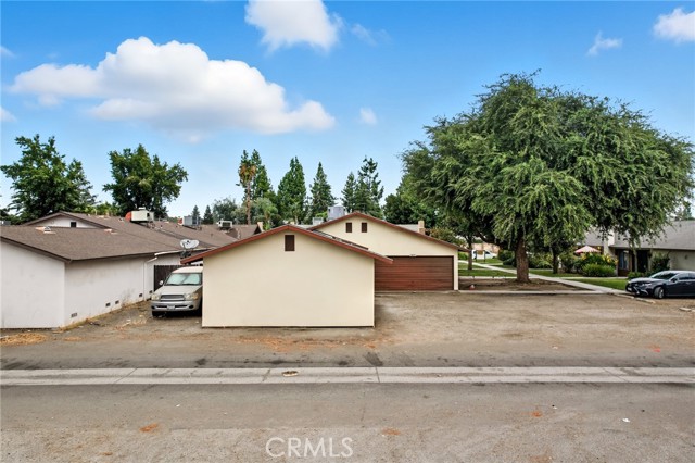 MLS #OC25221180 image #9