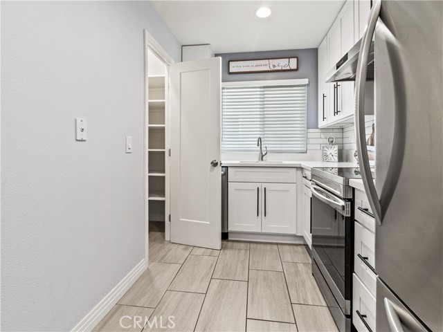 MLS #OC25221187 image #12