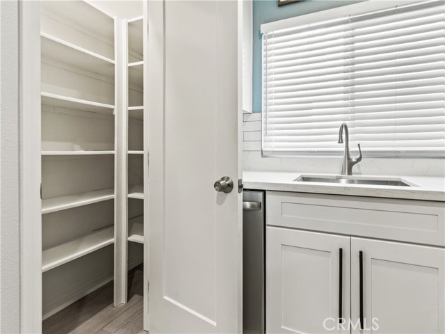 MLS #OC25221187 image #14